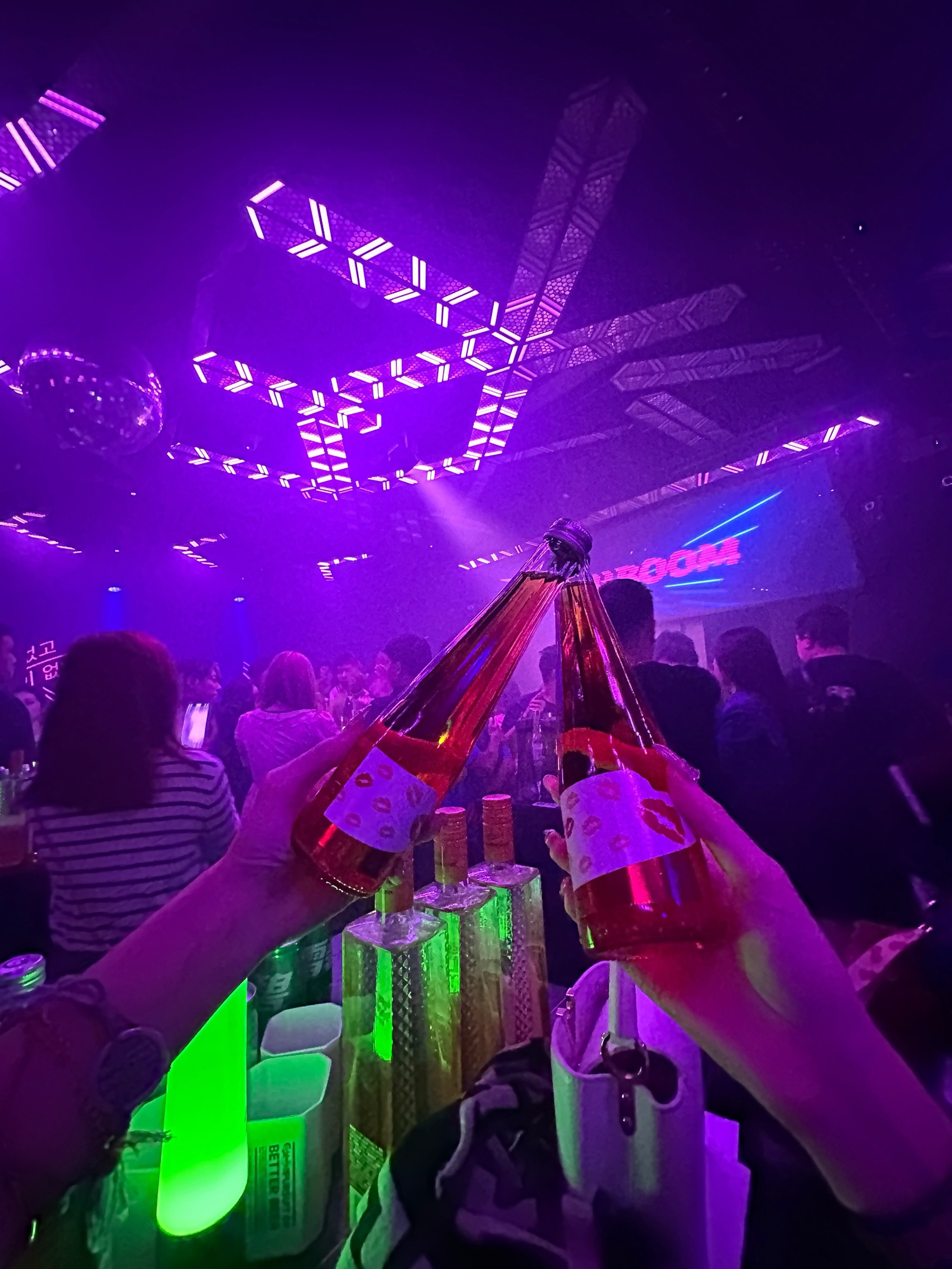 武汉商务ktv哪里好玩推荐指南-江汉区ktv预订